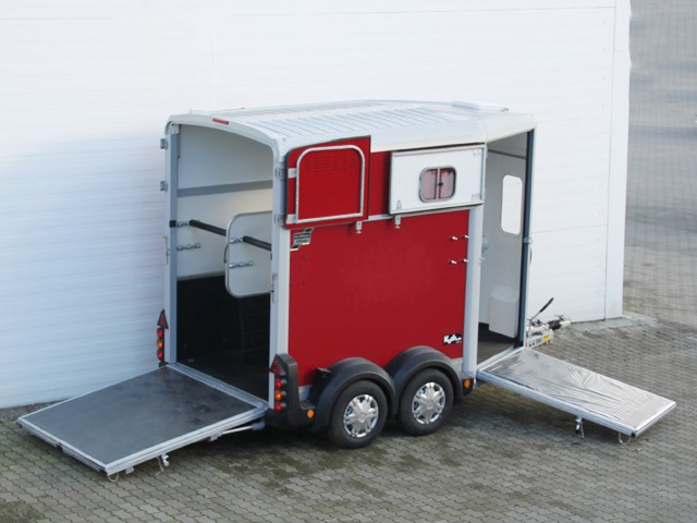 1862_01_1280x1280.jpg Ifor Williams Pferdeanhänger HB506|Frontausstieg|rot-Neu – Bild 1